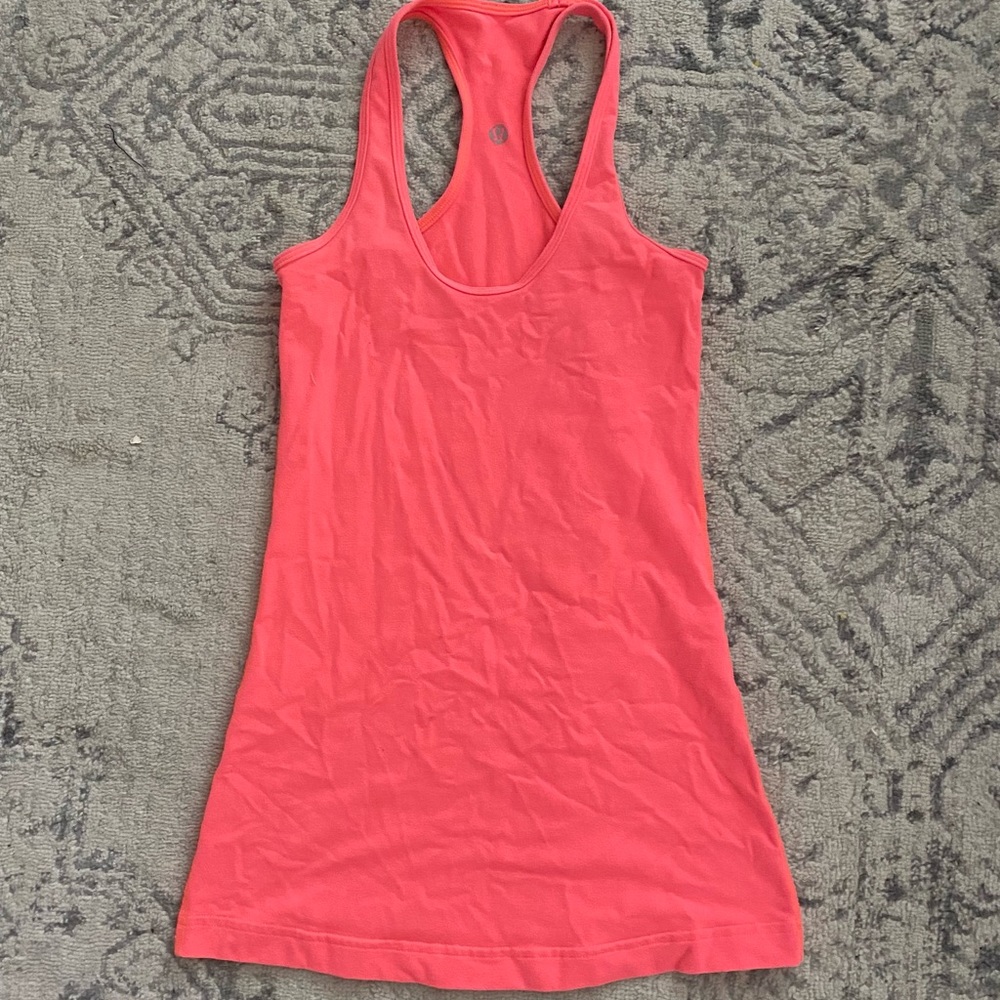 Lululemon tank